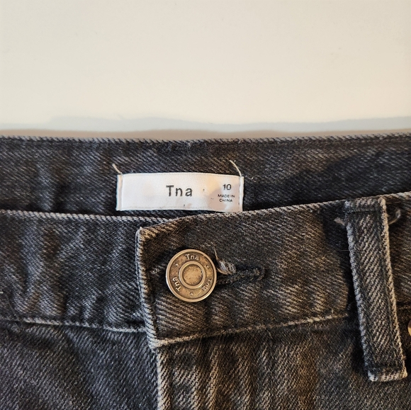 Aritizia TNA Jean Mini Skirt - Picture 3 of 4